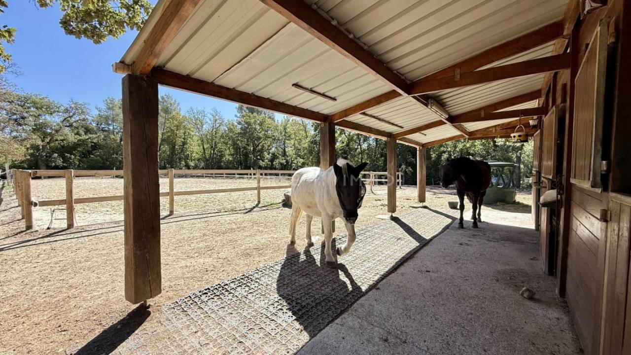 Equestrian property  Var