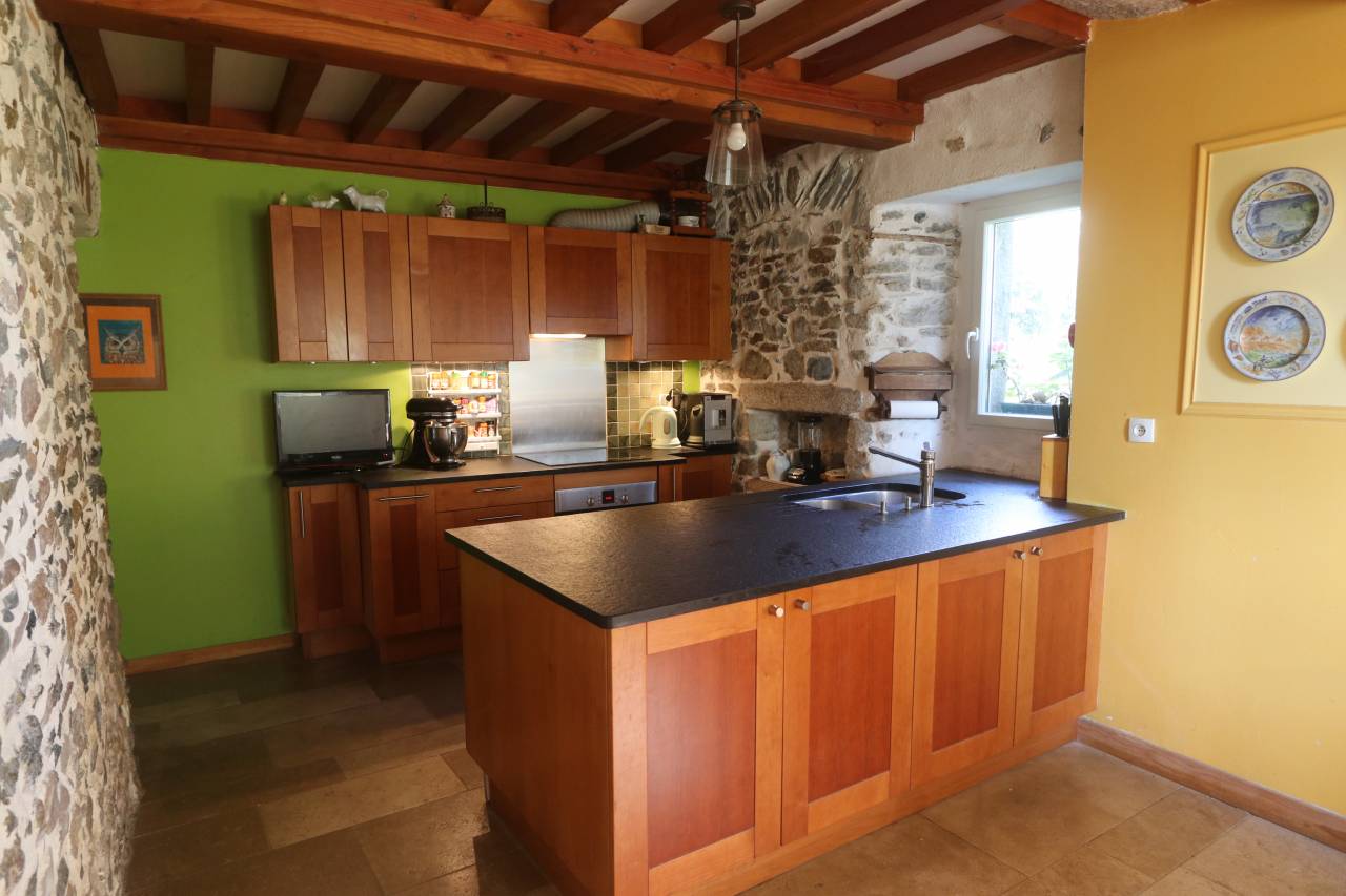 Luxurious equestrian property  Manche