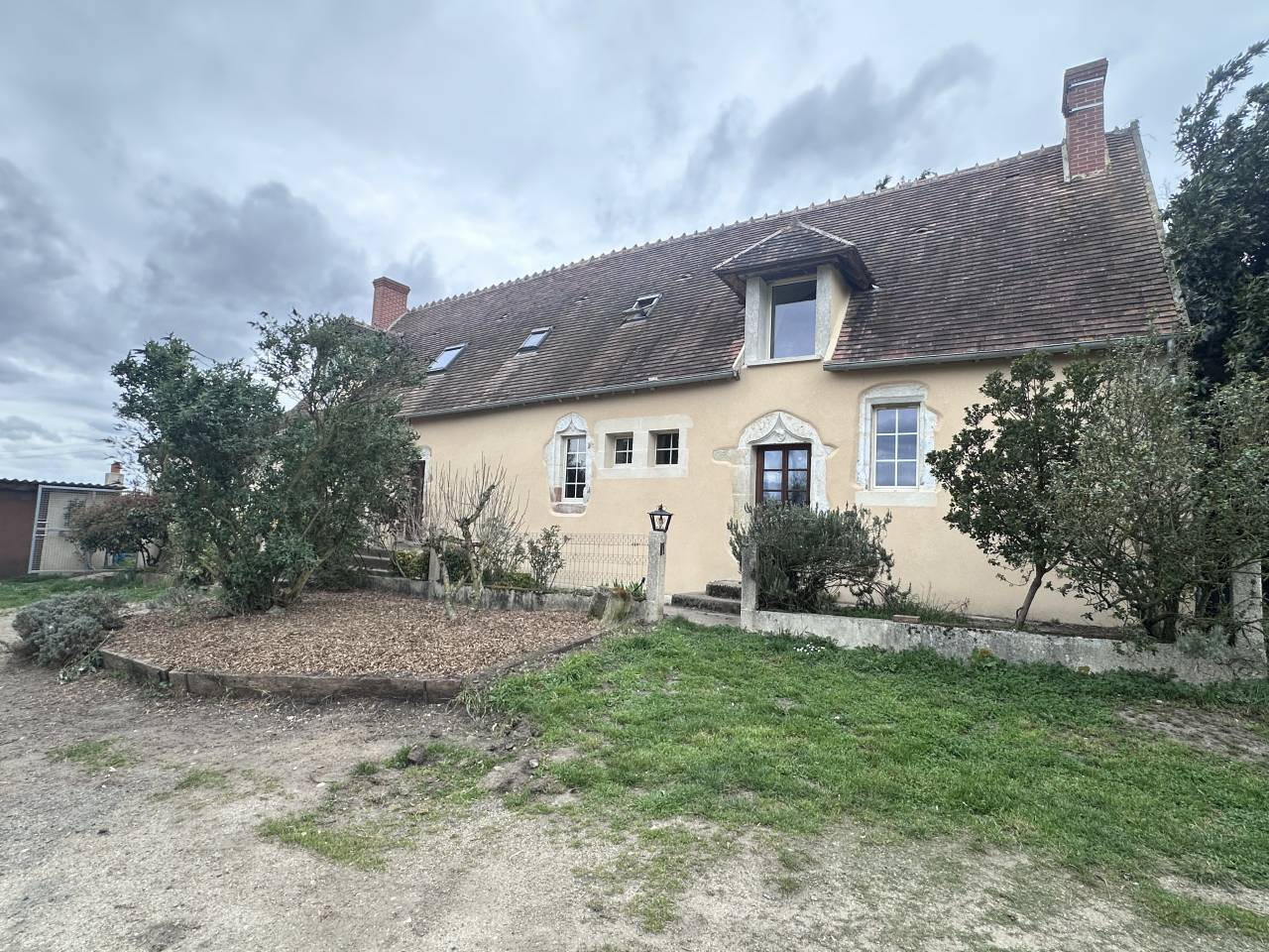 Equestrian farm  Cher