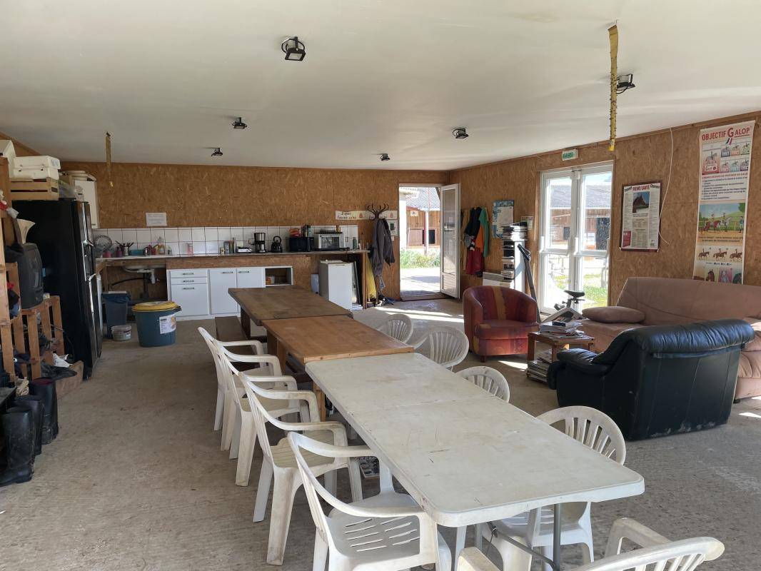 Equestrian property  Dordogne