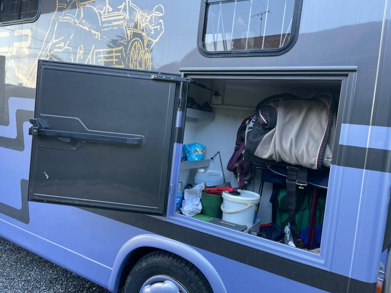 Horsebox HGV Renault Master 2006 Used