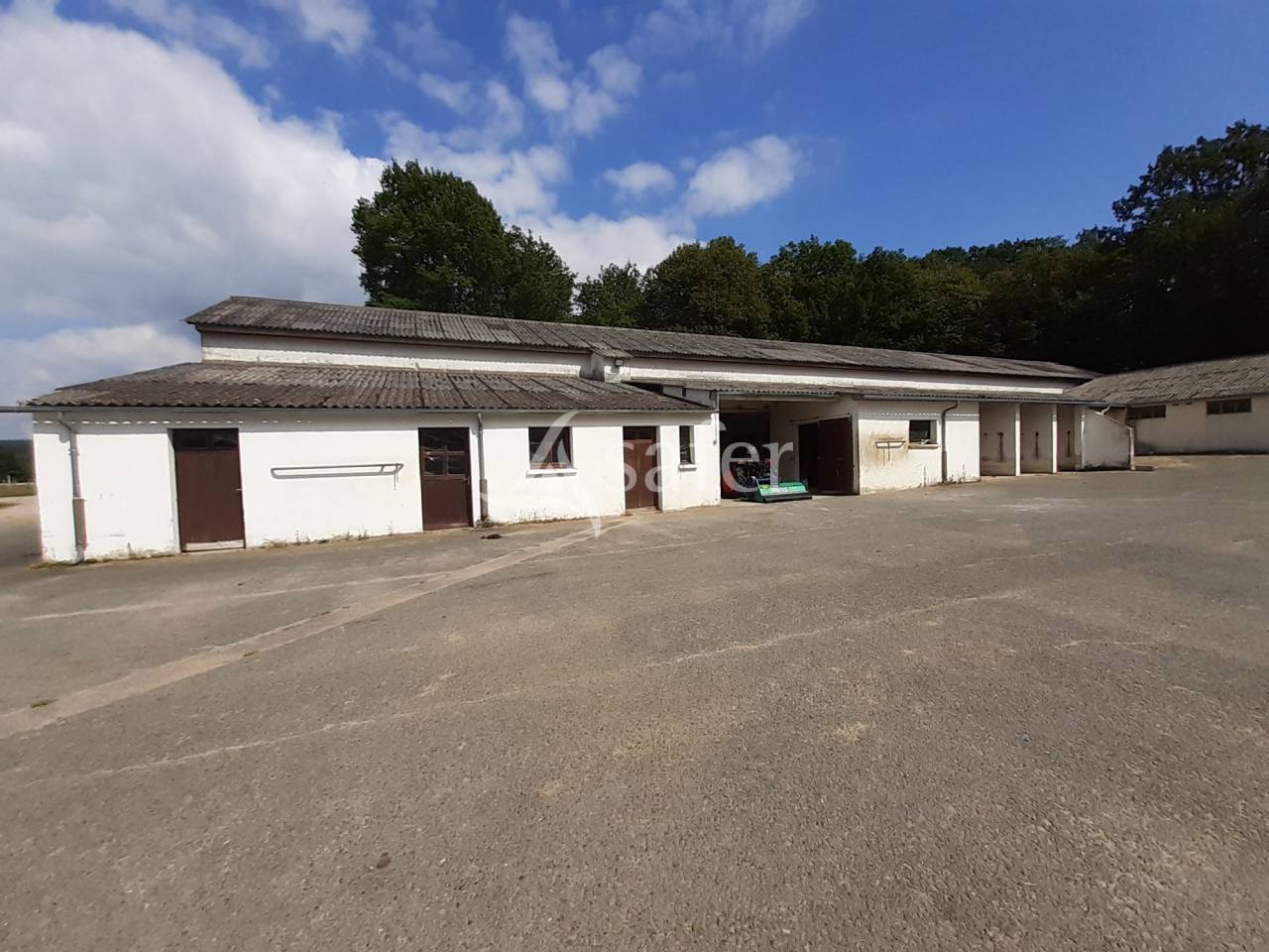 Equestrian property  Sarthe