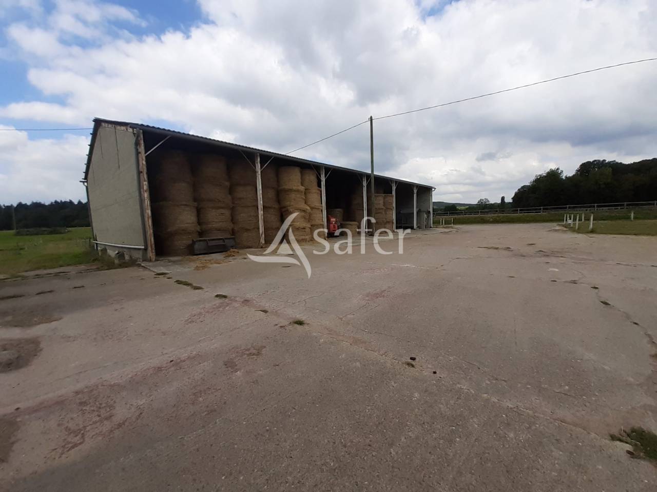 Equestrian property  Sarthe