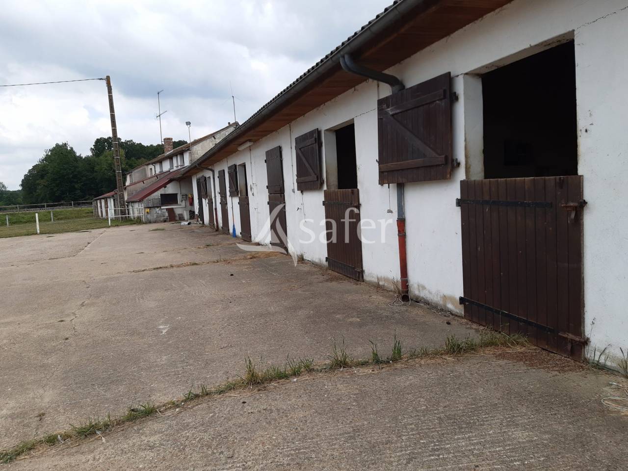 Equestrian property  Sarthe