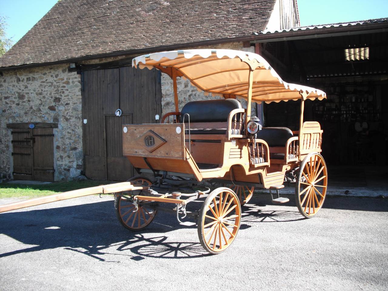 Carriage - Cal&egrave;che - Other brand - Fabrication artisanale unique 