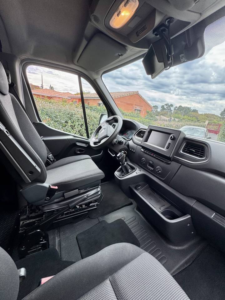 Horsebox HGV Renault MTM 2021 Used