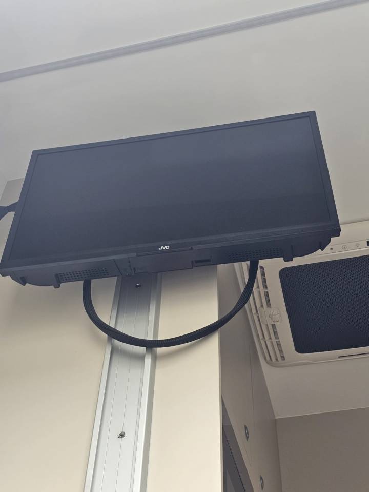 Horse trailer STX Exclusive Trailer 3 Stalls 2023 Used