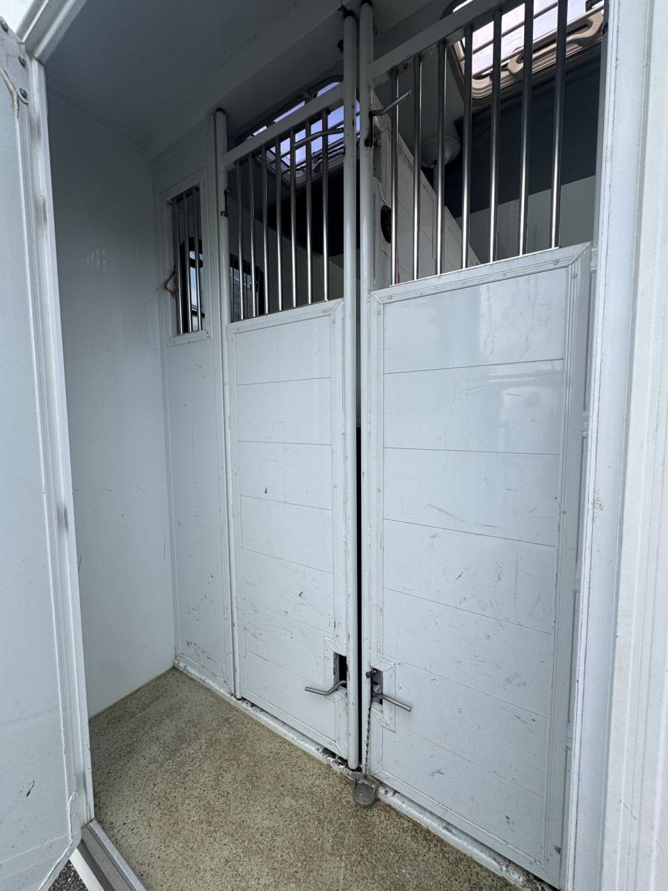 Horsebox HGV MTM Renault master  2006 Used