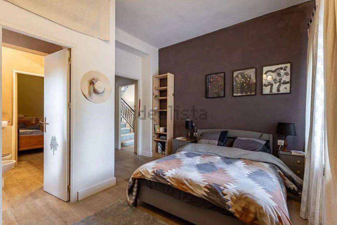 Land with House and Stables in Spain