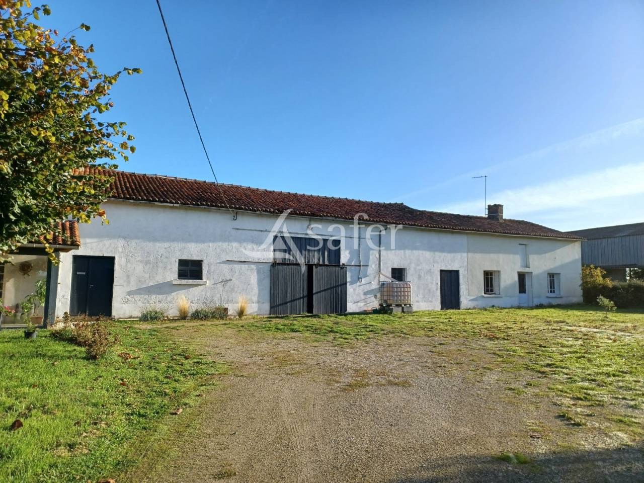 Other country property  Charente