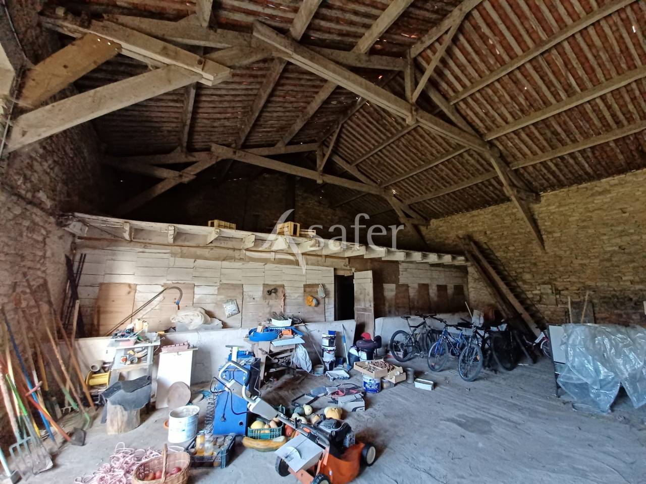 Other country property  Charente