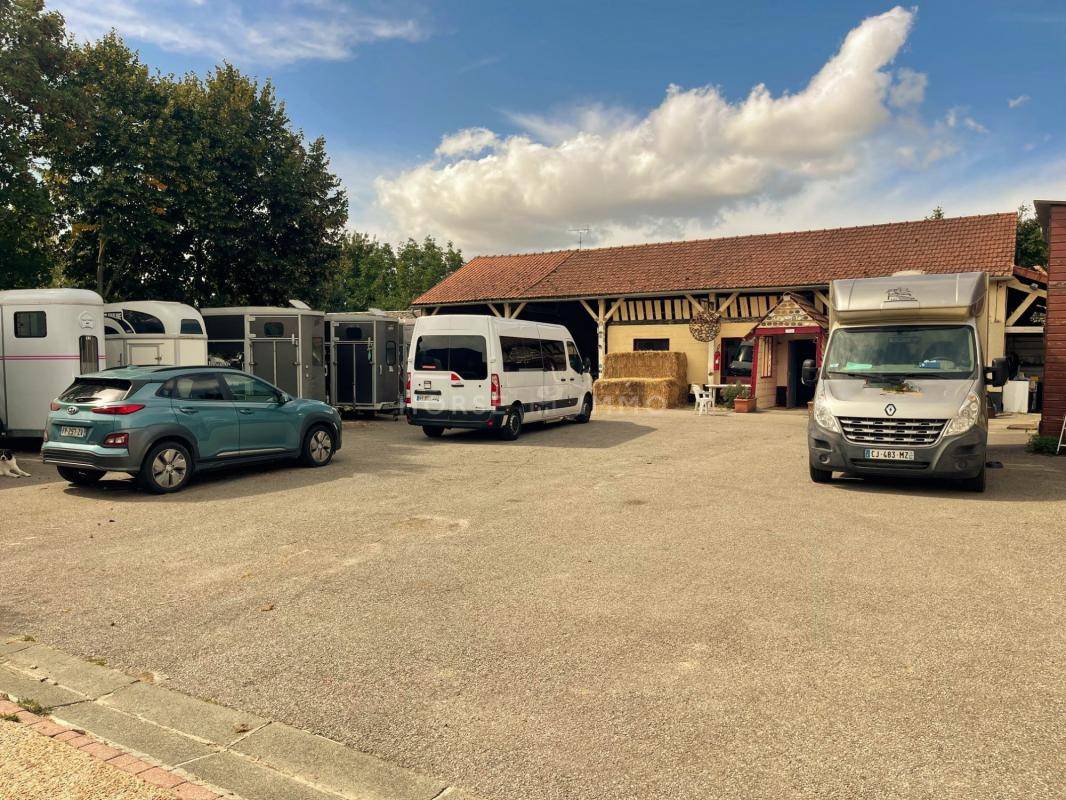 Riding school  Yvelines