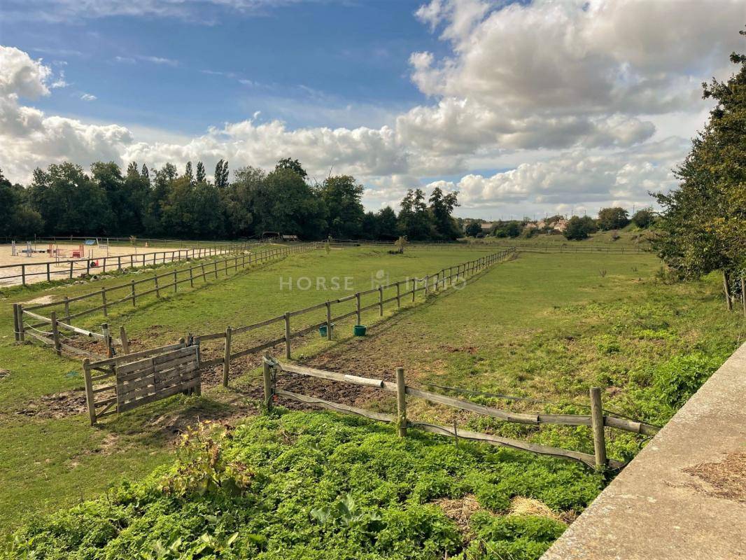 Riding school  Yvelines