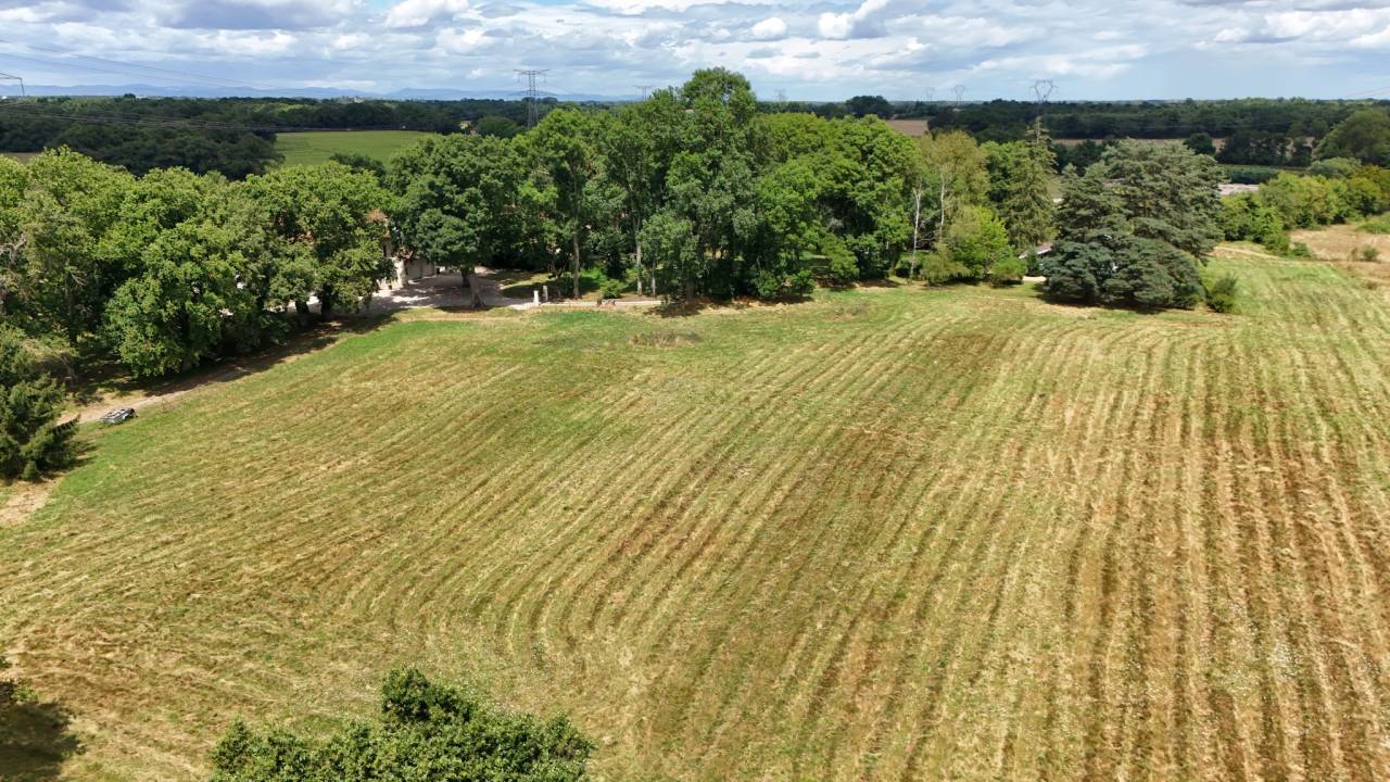 Luxurious equestrian property  Ain