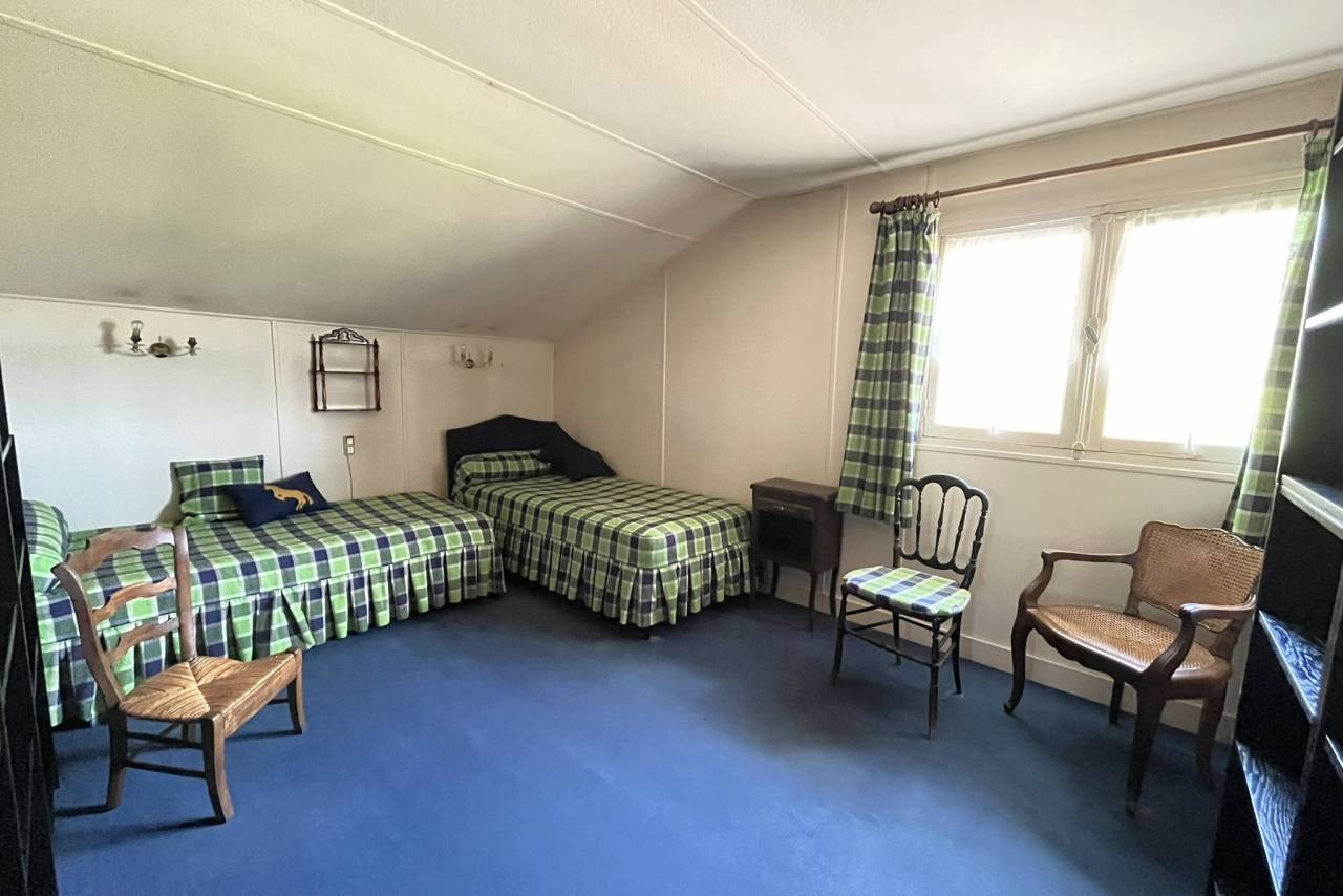 Luxurious equestrian property  Ain