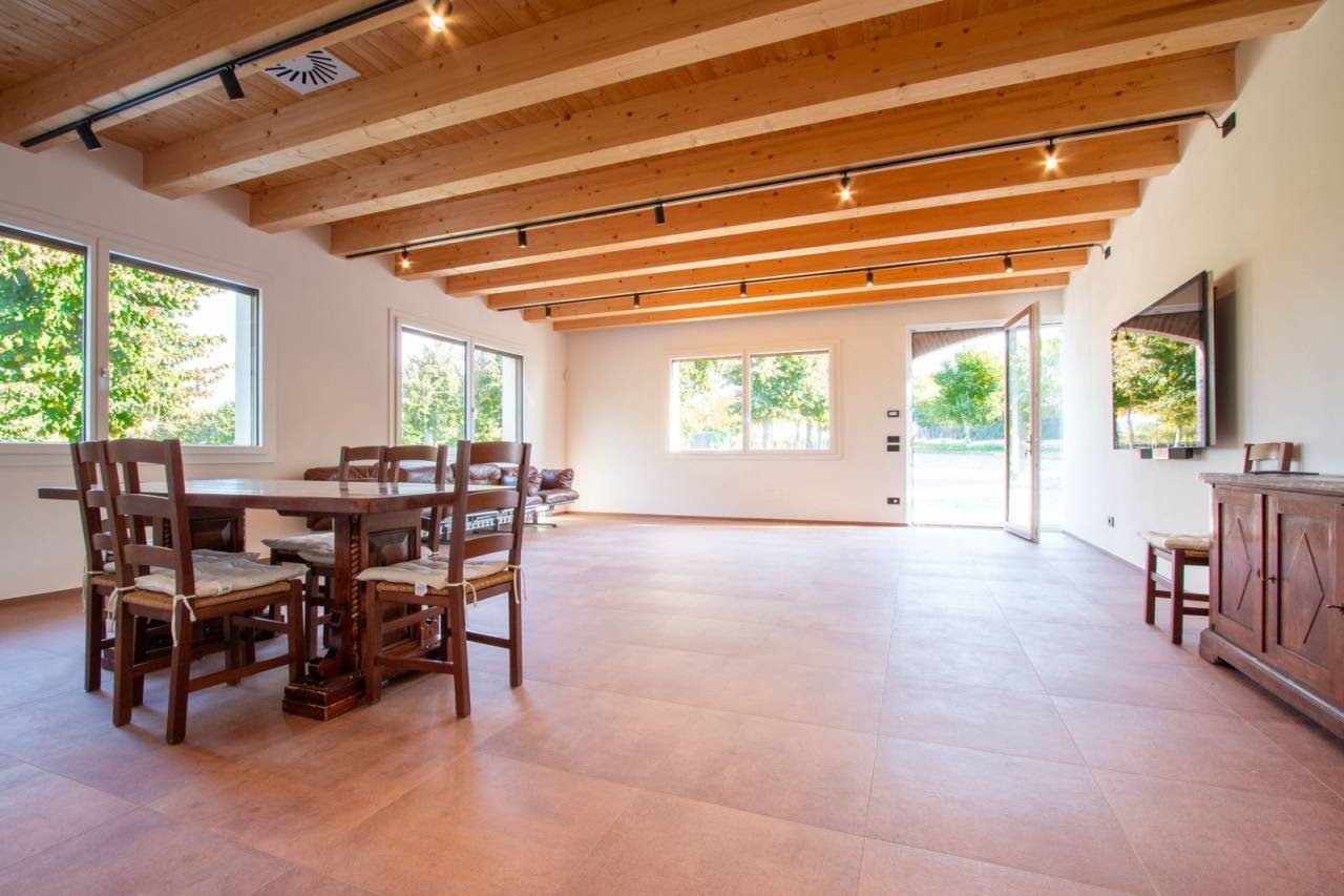 Equestrian farm  Verona