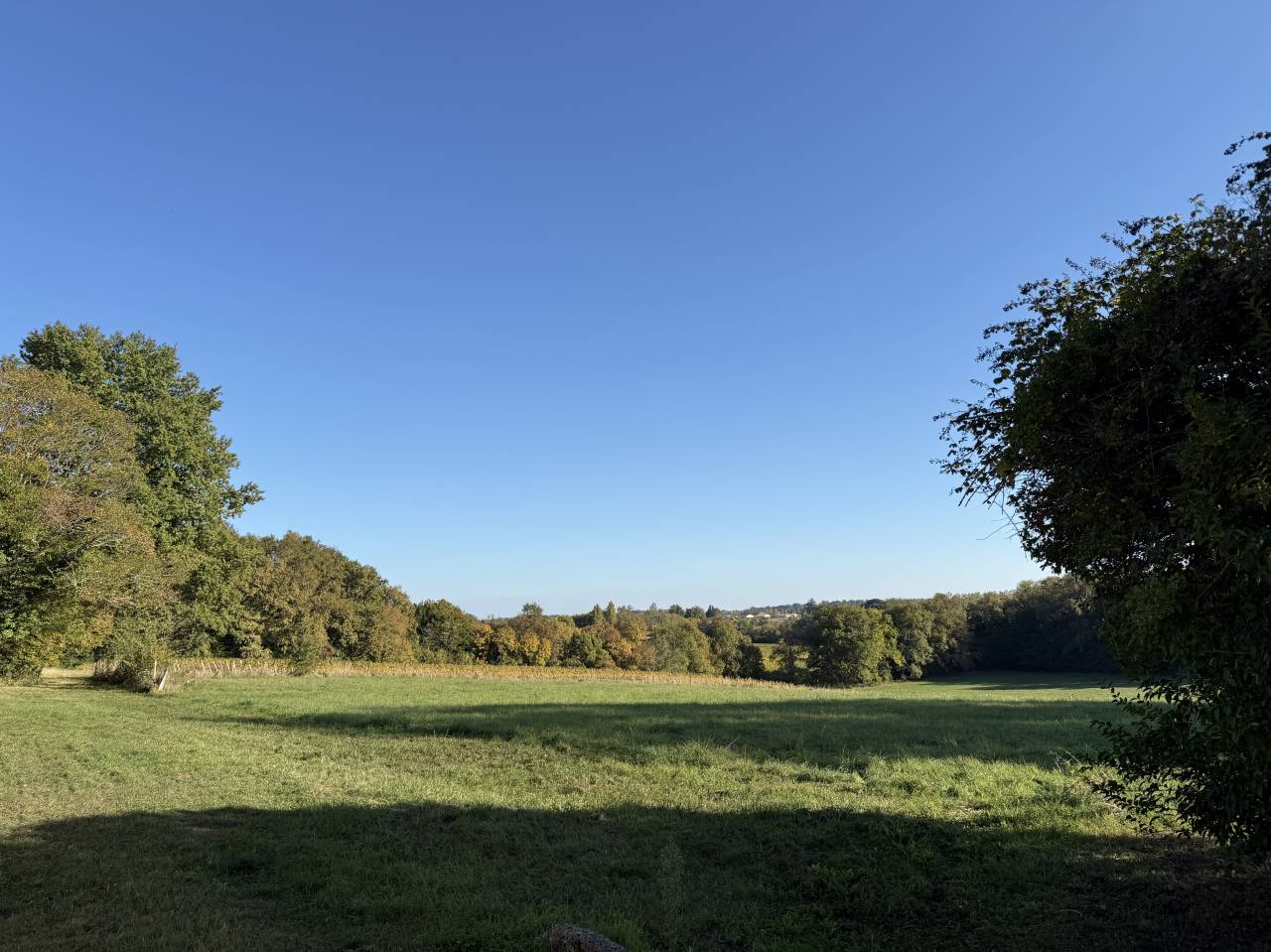 Other country property  Gironde