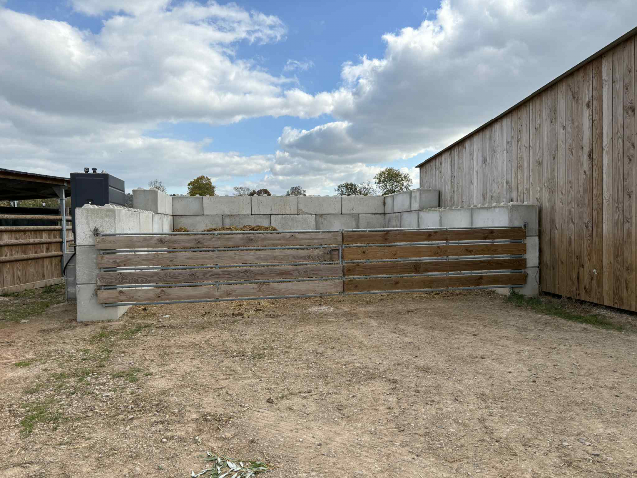 Livery yard  Calvados