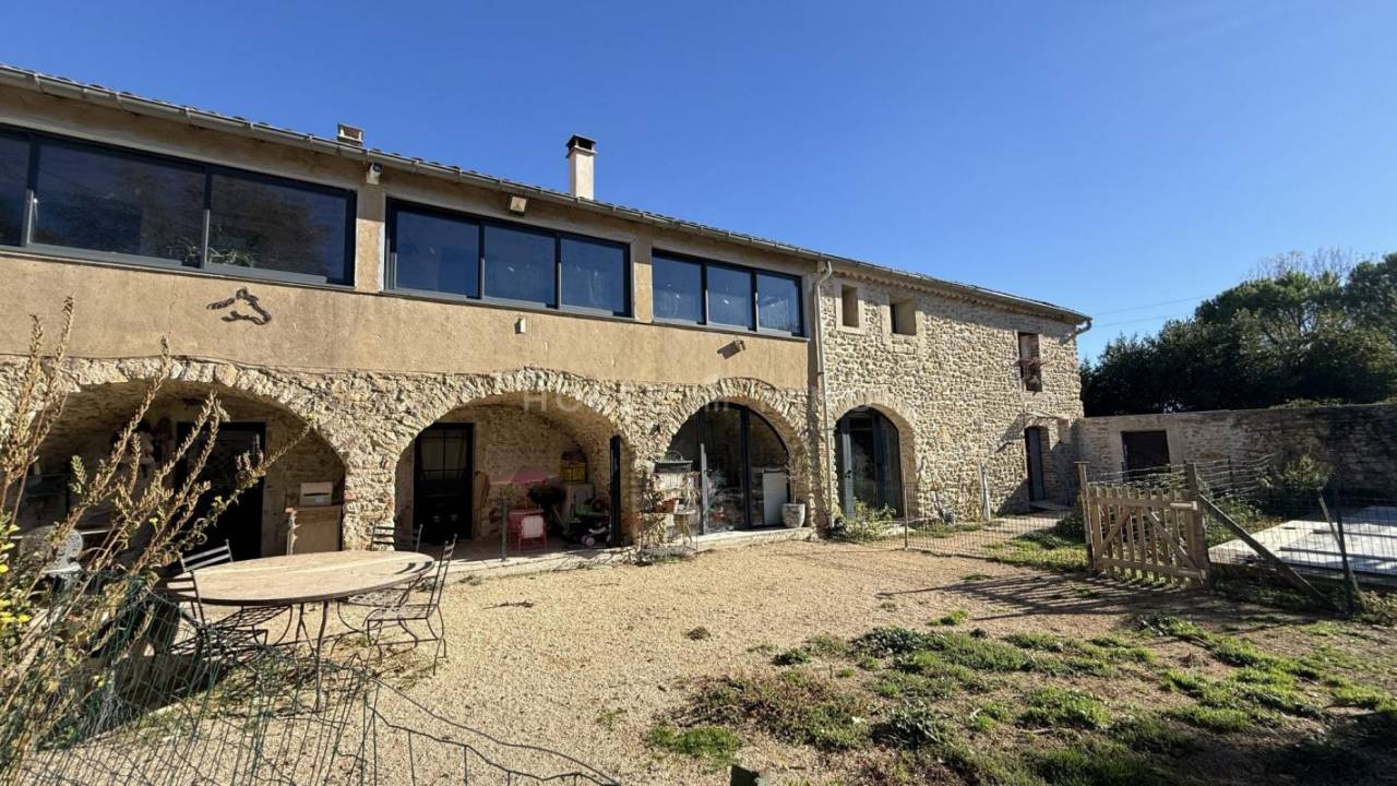 Equestrian property  Gard
