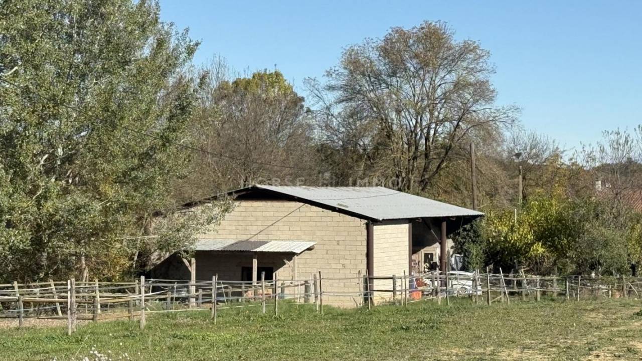 Equestrian property  Gard