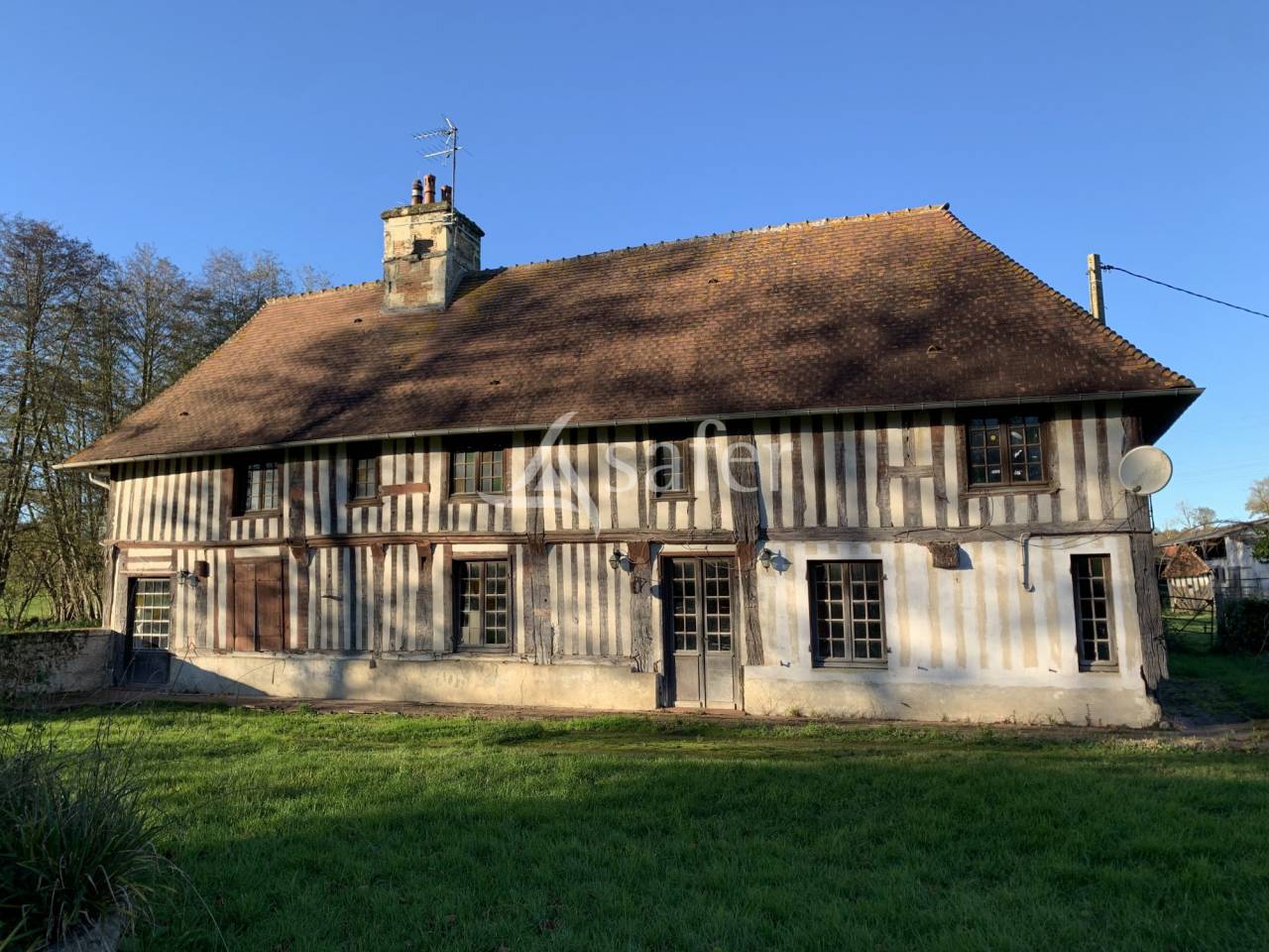 Equestrian property  Calvados