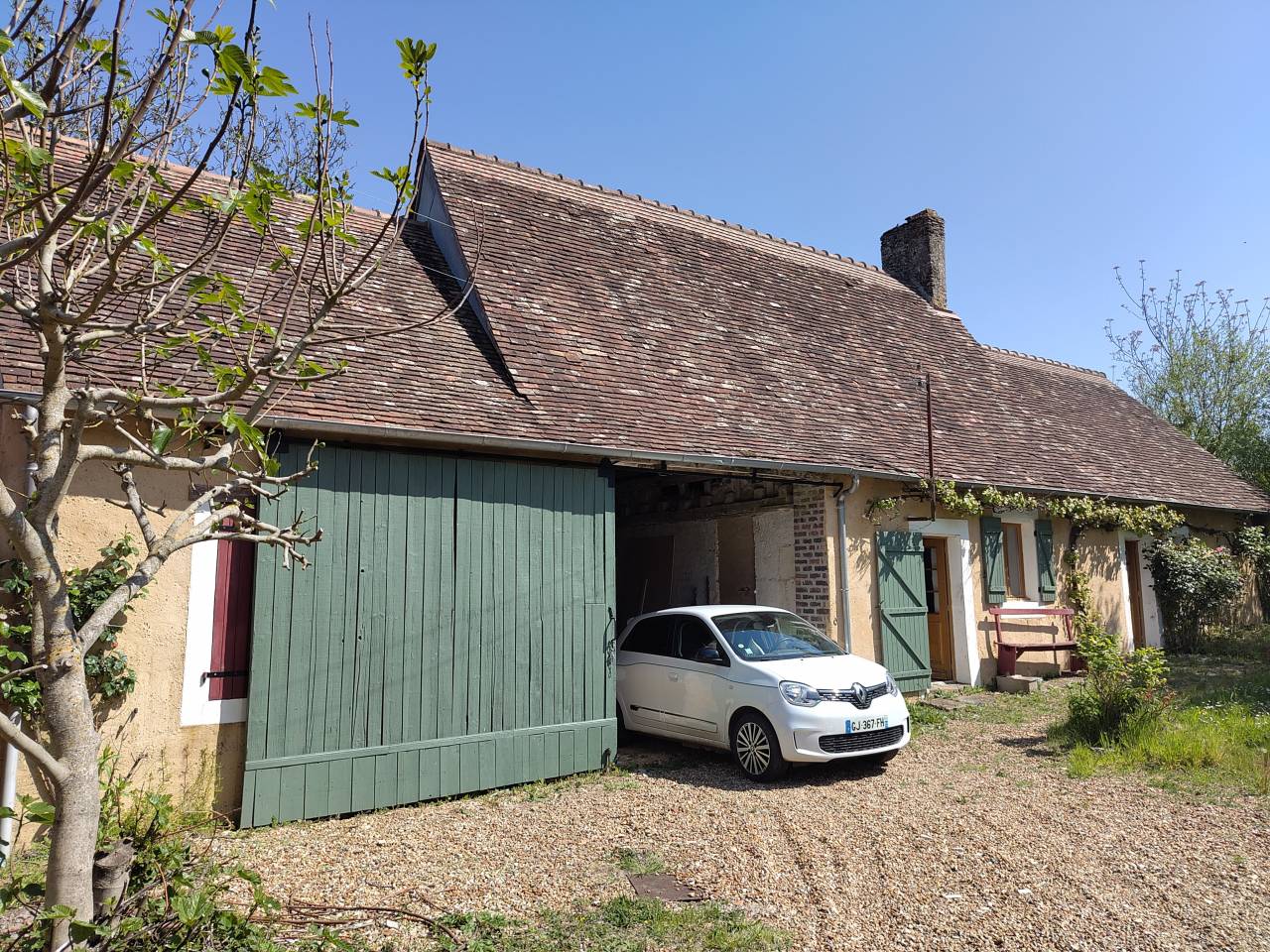 Equestrian farm  Sarthe