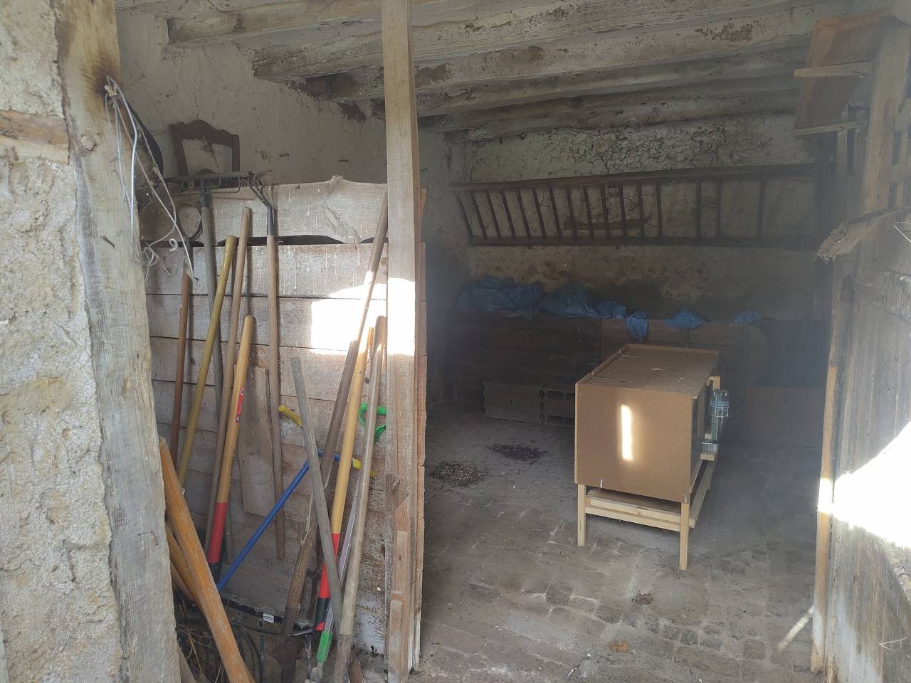 Equestrian farm  Sarthe