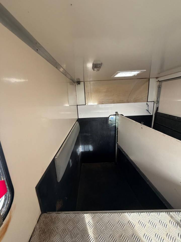 Horsebox HGV Les Vans ACR Jumper 2007 Used