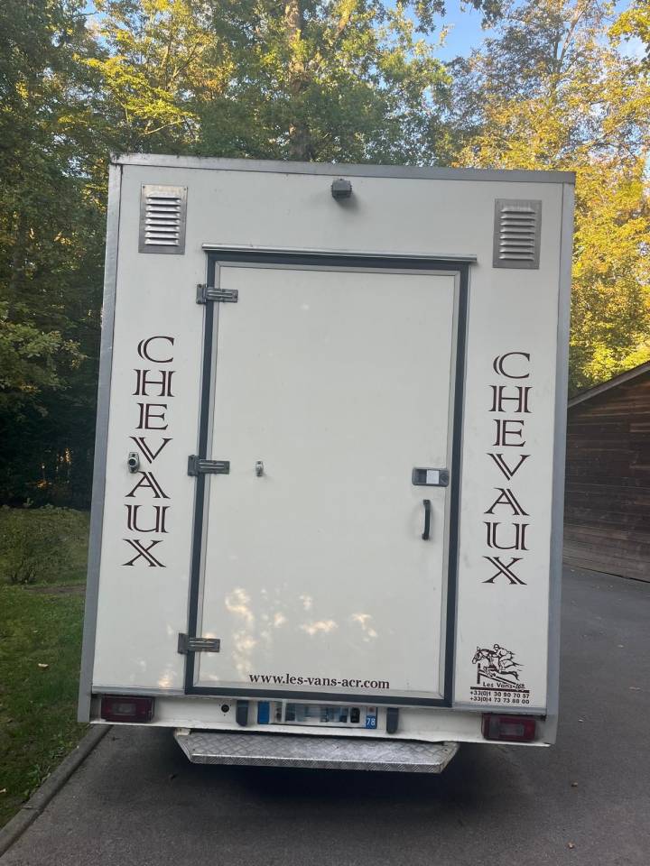 Horsebox HGV Les Vans ACR Jumper 2007 Used