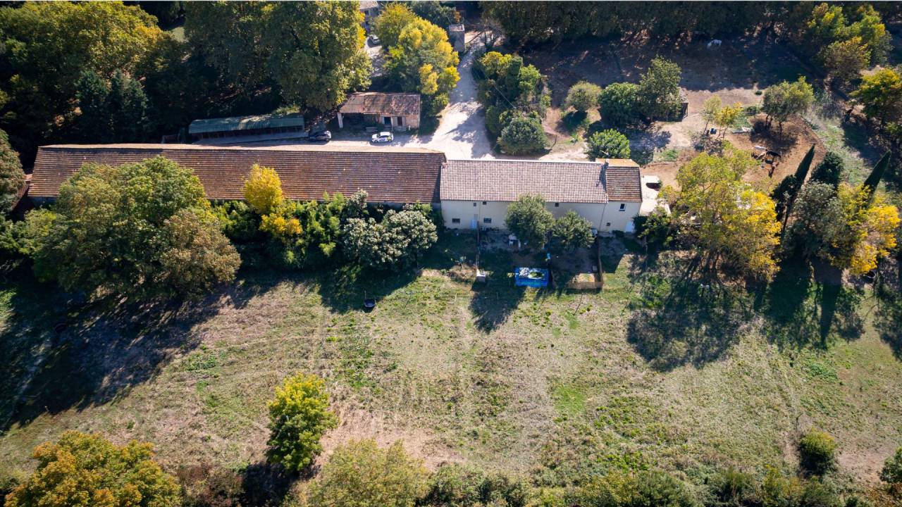 Equestrian property  Aude