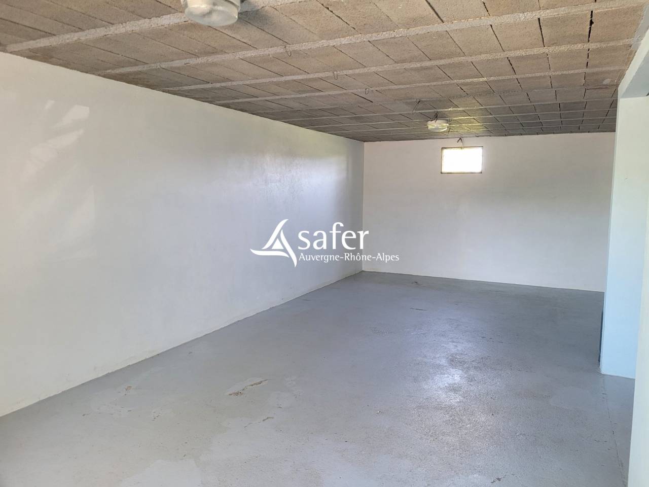 Other country property  Rhône