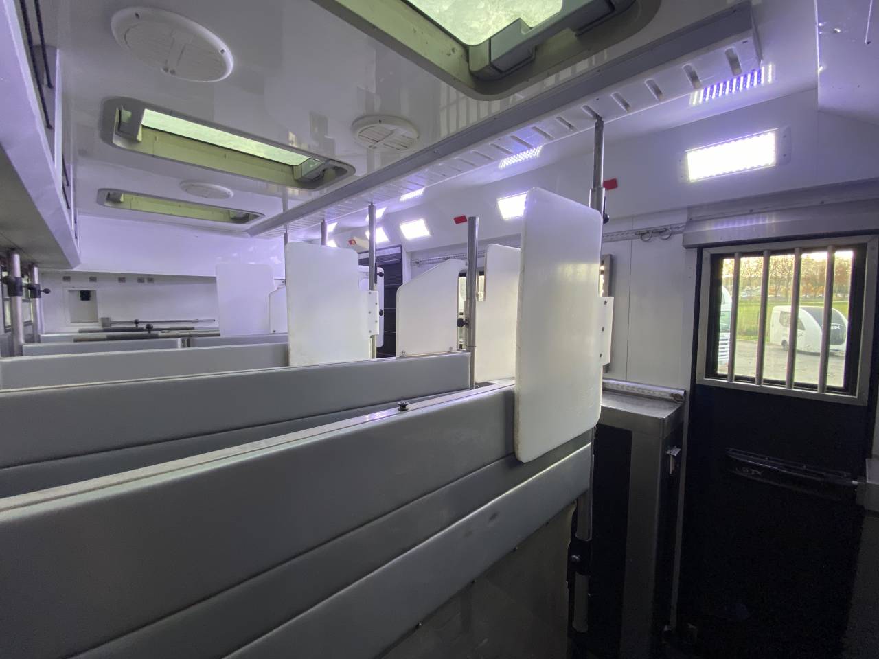 Horsebox NON-HGV STX  2014 Used