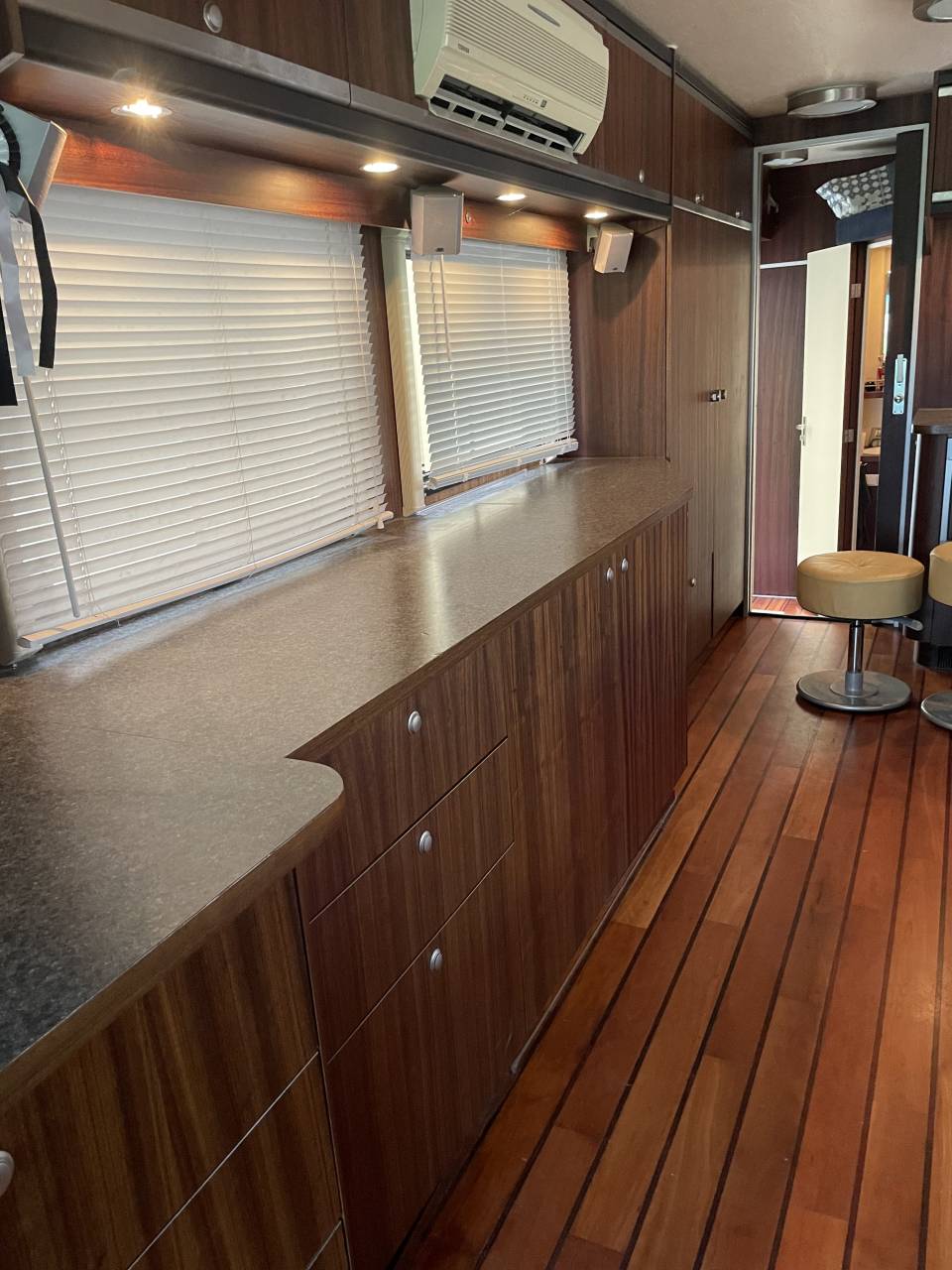 Horsebox NON-HGV Roelofsen Man  2005 Used