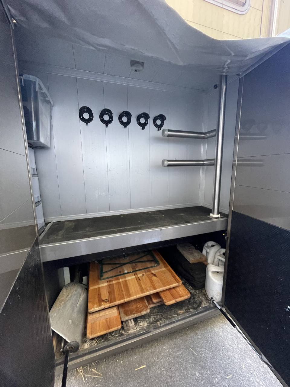 Horsebox NON-HGV Roelofsen Man  2005 Used