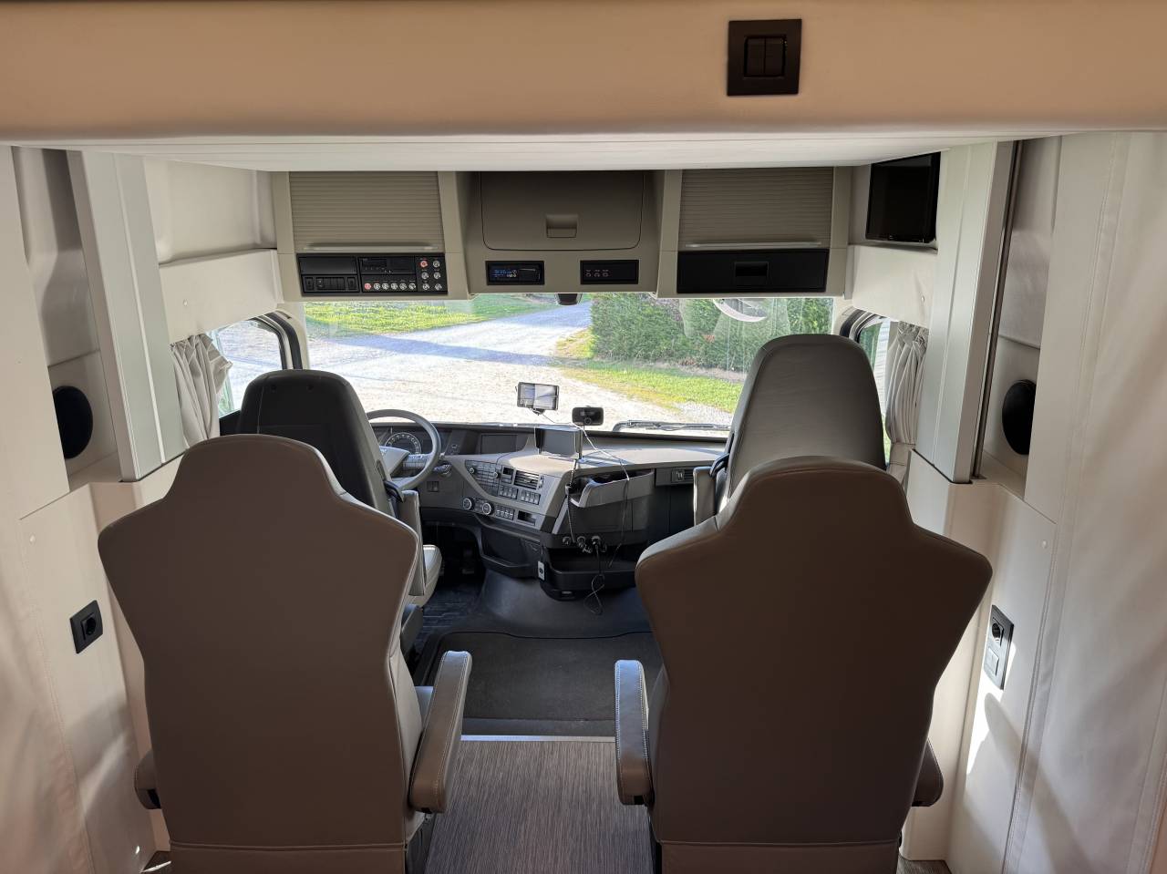 Horsebox NON-HGV STX VOLVO 2020 Used