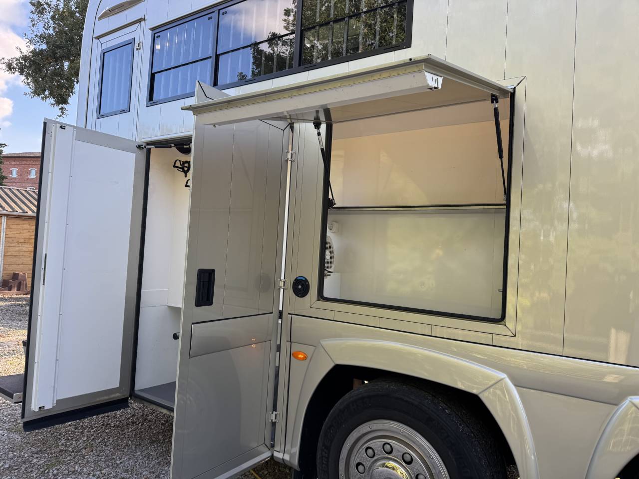 Horsebox NON-HGV STX VOLVO 2020 Used
