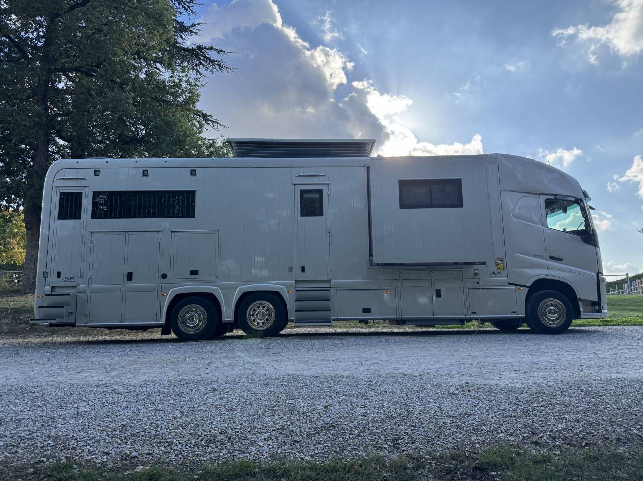 Horsebox NON-HGV STX VOLVO 2020 Used