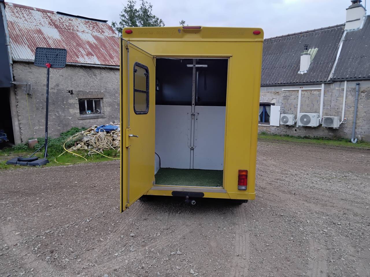 Horsebox HGV MTM Master 2009 Used