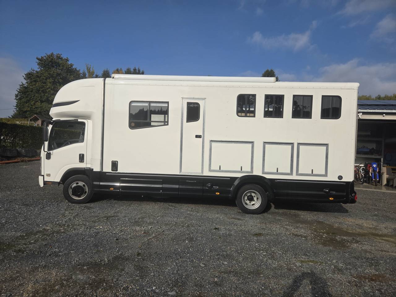 Horsebox NON-HGV Isuzu  2009 Used