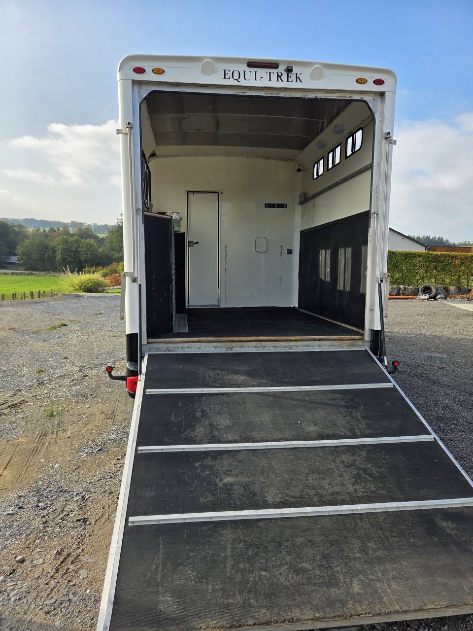 Horsebox NON-HGV Isuzu  2009 Used