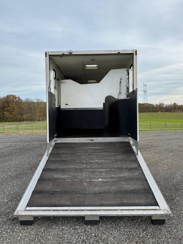 Horsebox NON-HGV Volvo VOLVO 2009 Used