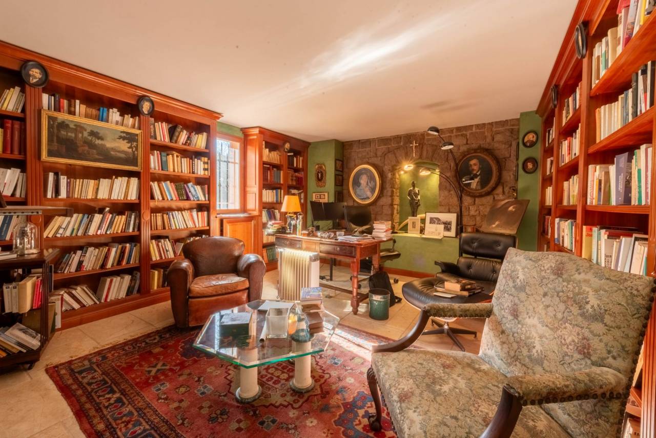 Equestrian property  Var