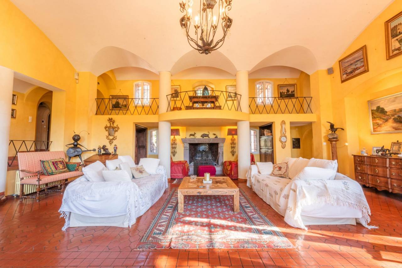 Equestrian property  Var