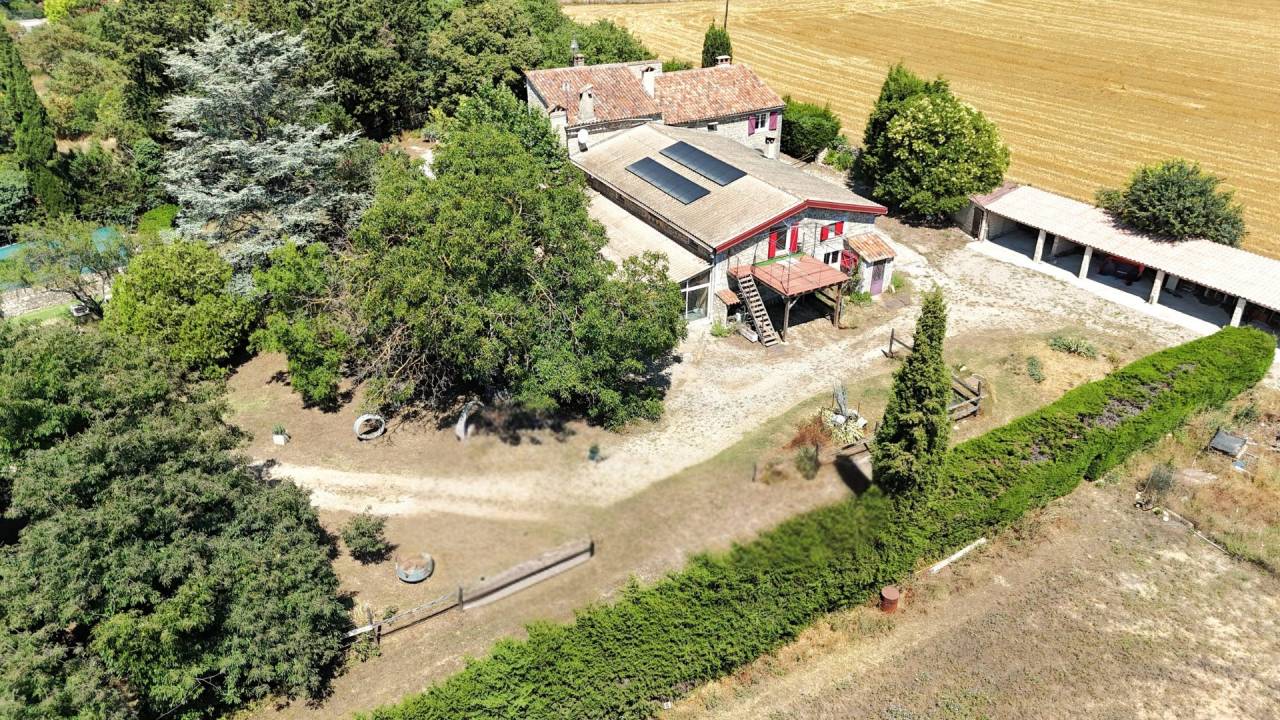 Equestrian Bed and Breakfast  Var