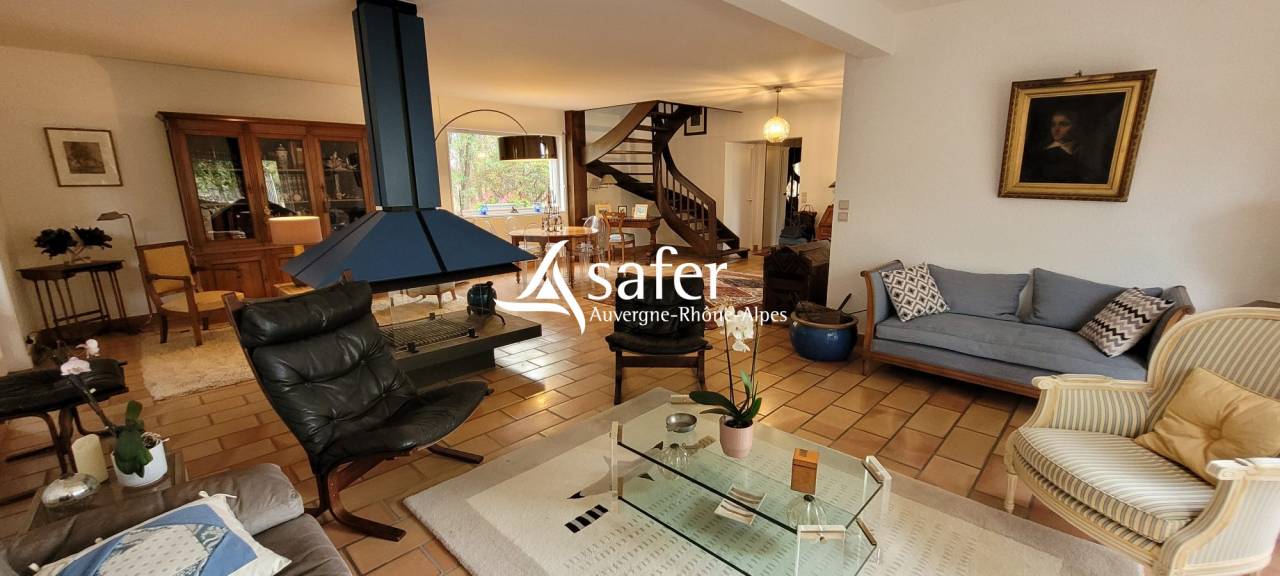 Other country property  Loire