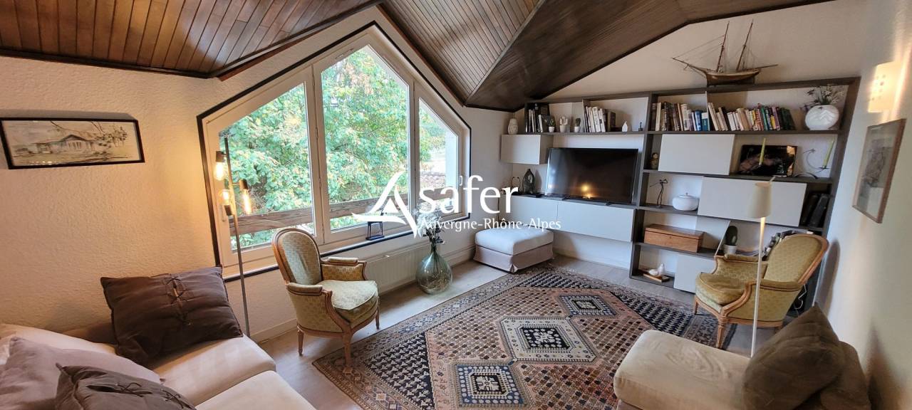 Other country property  Loire