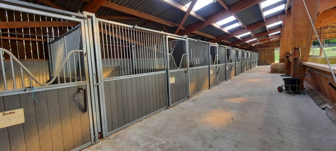 Livery yard  Deux-Sèvres