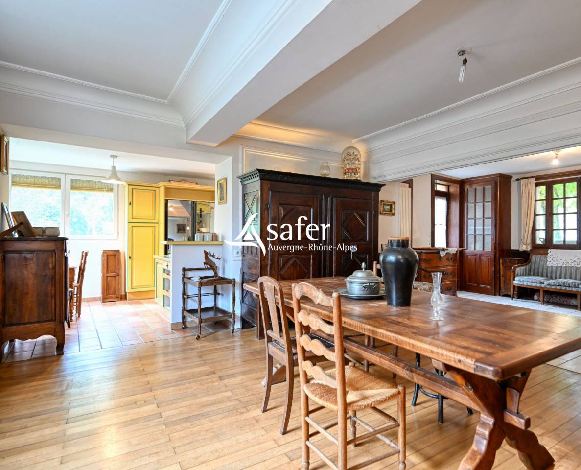 Other country property  Rhône