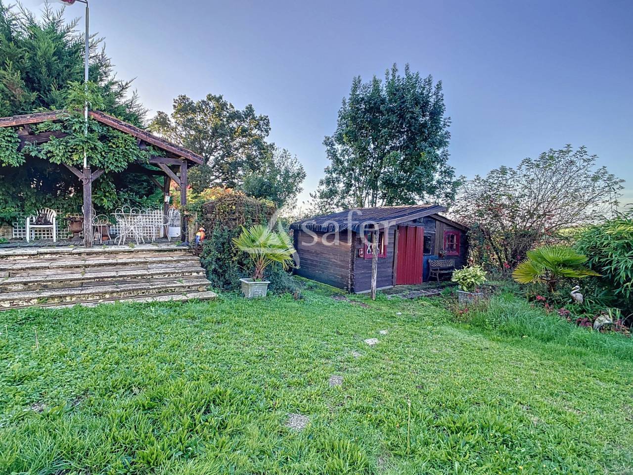 Other country property  Vendée