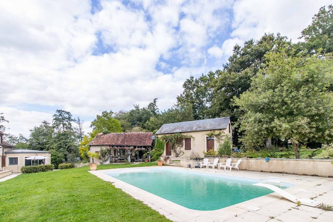 Equestrian property  Nièvre